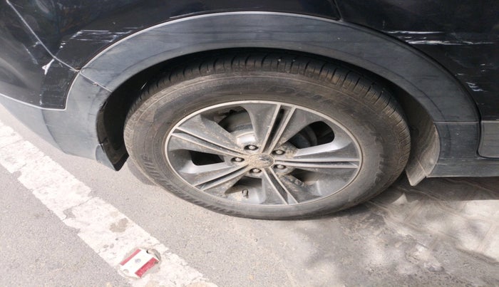 2016 Hyundai Creta SX PLUS AT 1.6 PETROL, Petrol, Automatic, 1,09,858 km, tyre