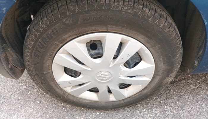2012 Maruti Swift Dzire VXI, Petrol, Manual, 89,507 km, tyre