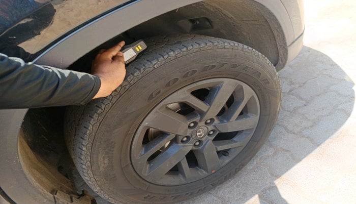 2021 Tata Harrier XT PLUS 2.0L KRYOTEC DARK EDITON, Diesel, Manual, 2,08,618 km, tyre