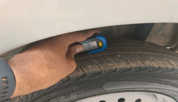 2021 Maruti New Wagon-R LXI CNG 1.0, CNG, Manual, 77,639 km, tyre