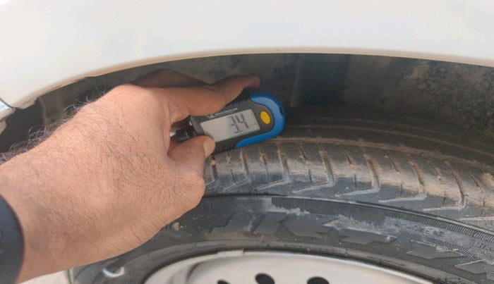 2021 Maruti New Wagon-R LXI CNG 1.0, CNG, Manual, 77,639 km, tyre