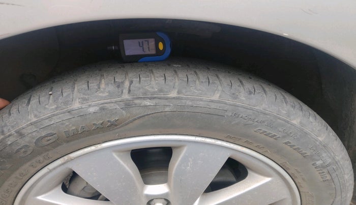 2014 Hyundai Xcent SX 1.2 (O), Petrol, Manual, 10,268 km, tyre