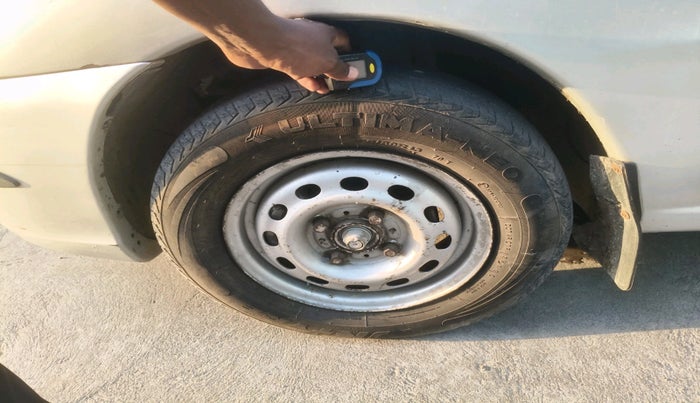 2012 Tata Indica EV2 LX, Diesel, Manual, 87,003 km, tyre