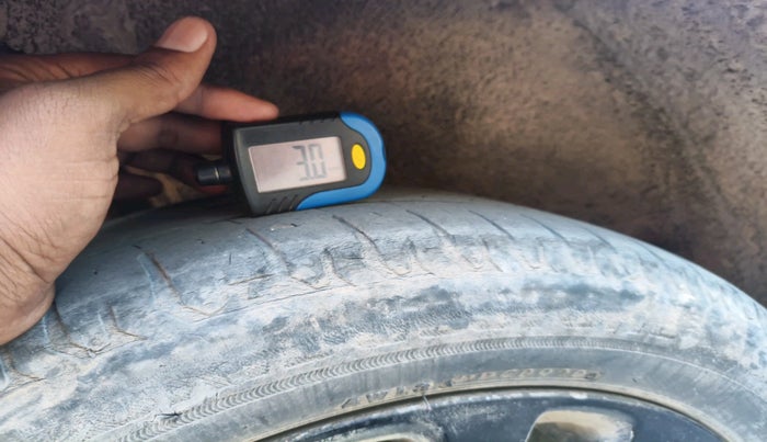 2018 Maruti Baleno ALPHA DIESEL 1.3, Diesel, Manual, 87,913 km, tyre