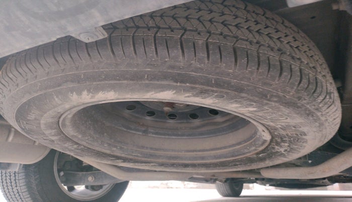 2017 Mahindra XUV500 W10 1.99, Diesel, Manual, 35,357 km, tyre