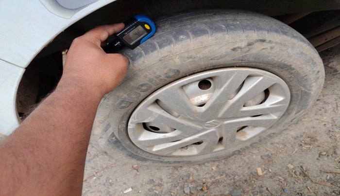 2017 Maruti Wagon R 1.0 LXI CNG, CNG, Manual, 1,11,338 km, tyre