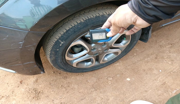 2020 Hyundai Elite i20 ASTA 1.2 (O), Petrol, Manual, 40,194 km, tyre