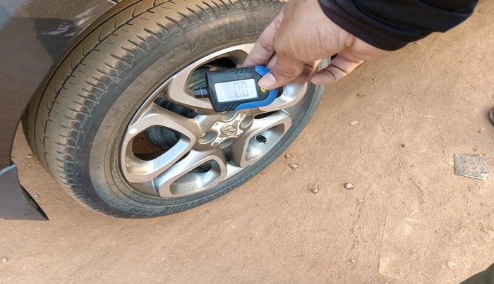 2020 Hyundai Elite i20 ASTA 1.2 (O), Petrol, Manual, 40,194 km, tyre