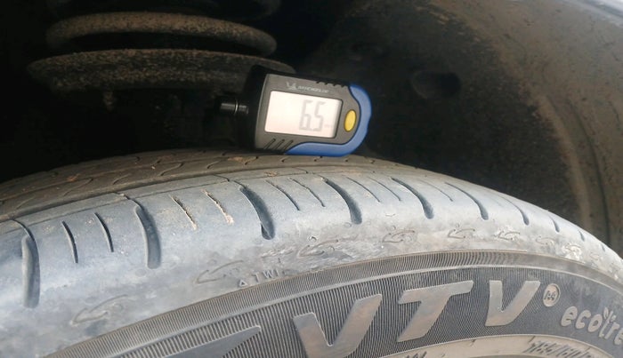 2024 Honda City 1.5L I-VTEC V, Petrol, Manual, 7,053 km, tyre