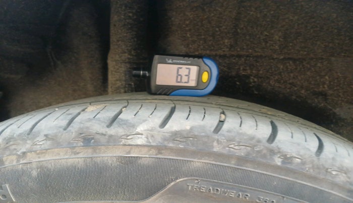 2024 Honda City 1.5L I-VTEC V, Petrol, Manual, 7,053 km, tyre