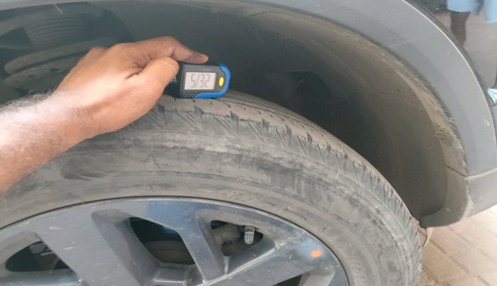 2023 Tata Safari XTA PLUS DARK EDITION, Diesel, Automatic, 37,880 km, tyre