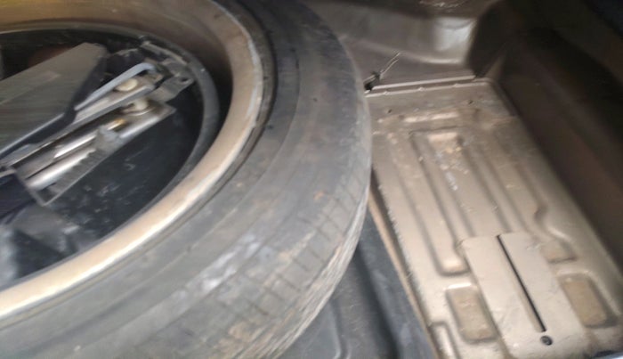 2010 Mercedes Benz C Class C 200 CGI ELEGANCE, Petrol, Automatic, 93,380 km, tyre