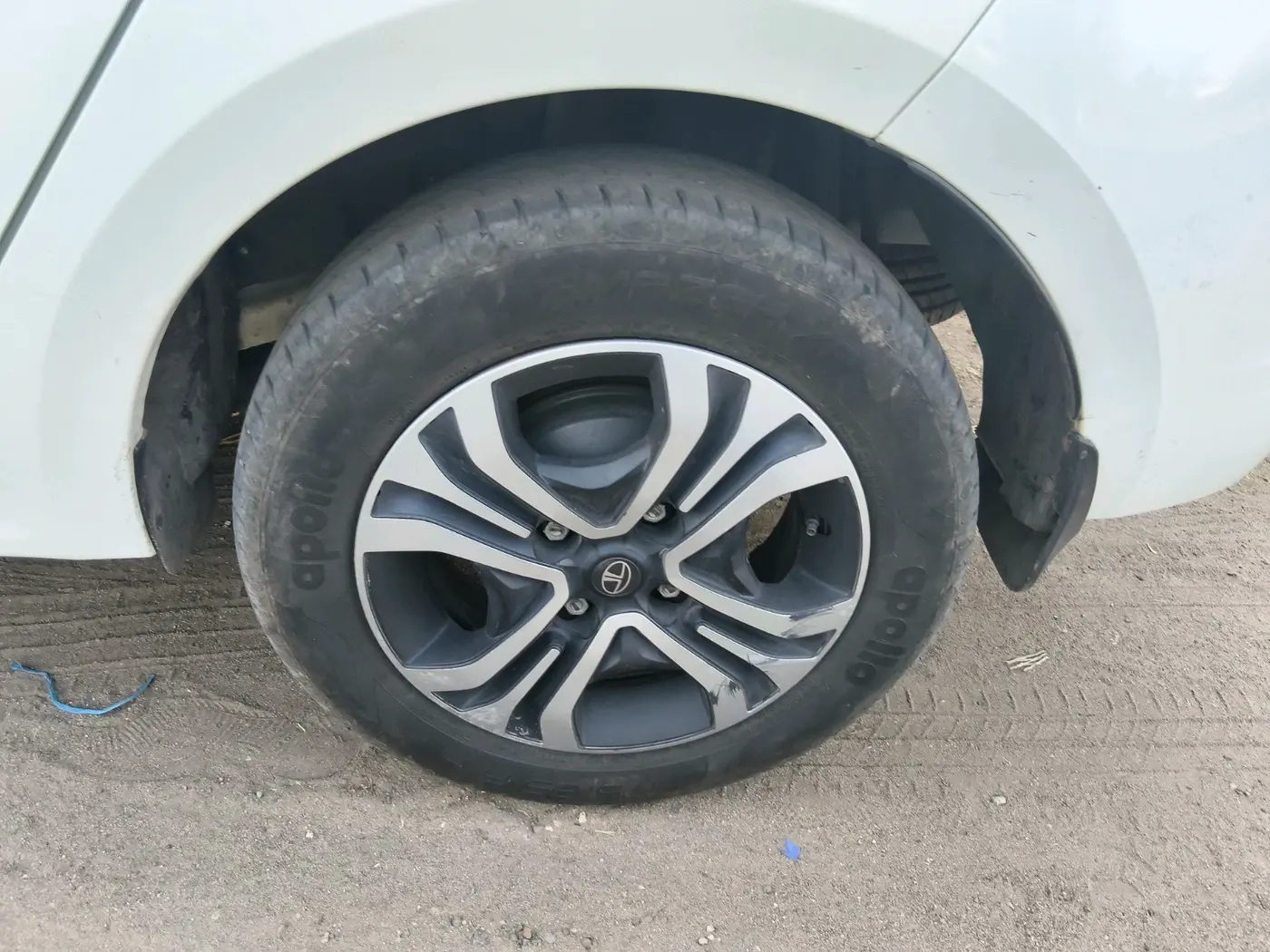 2024 Tata TIGOR XZA Plus iCNG , CNG, Automatic, 30,552 km, tyre