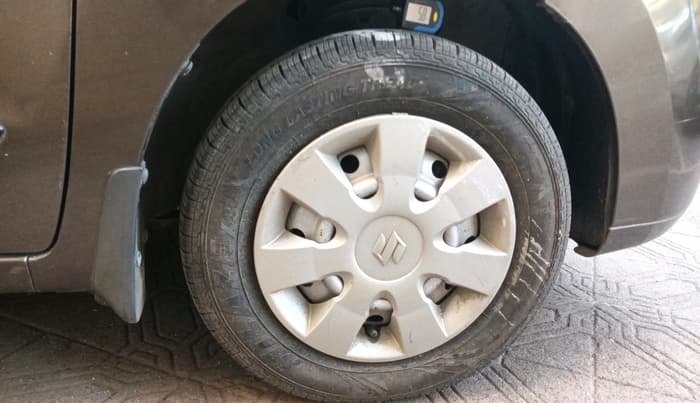 2012 Maruti Wagon R 1.0 LXI, Petrol, Manual, 31,393 km, tyre