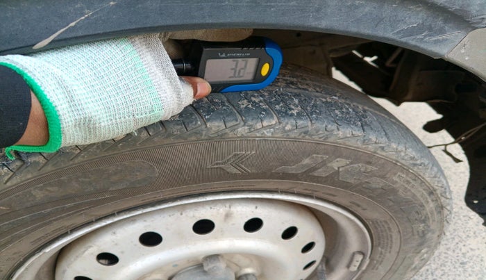 2020 Maruti New Wagon-R LXI CNG 1.0, CNG, Manual, 81,180 km, tyre