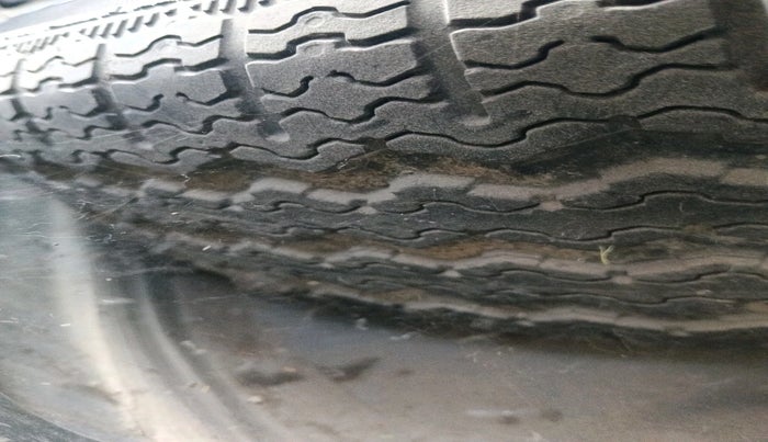 2021 Renault Kiger RXE MT, Petrol, Manual, 64,421 km, tyre