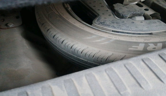 2020 Maruti Vitara Brezza VXI AT SHVS, CNG, Automatic, 1,76,360 km, tyre