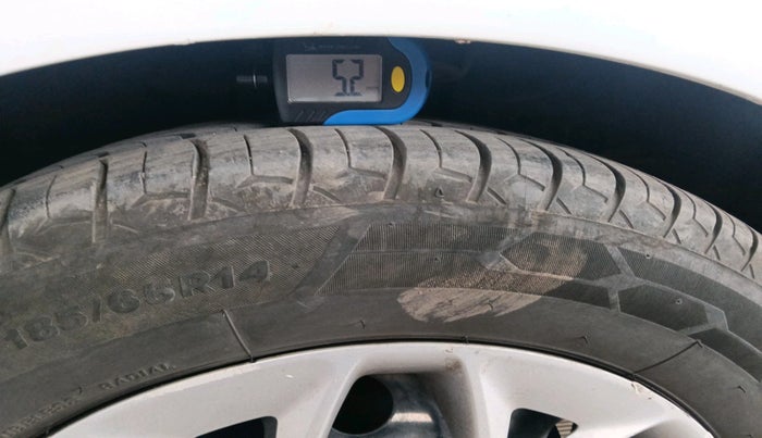 2015 Ford Figo Aspire AMBIENTE 1.5 DIESEL, Diesel, Manual, 1,42,596 km, tyre