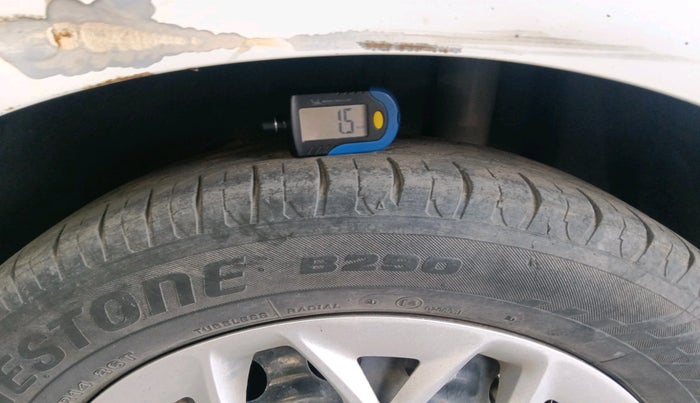 2015 Ford Figo Aspire AMBIENTE 1.5 DIESEL, Diesel, Manual, 1,42,596 km, tyre