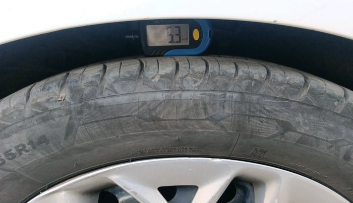 2015 Ford Figo Aspire AMBIENTE 1.5 DIESEL, Diesel, Manual, 1,42,596 km, tyre