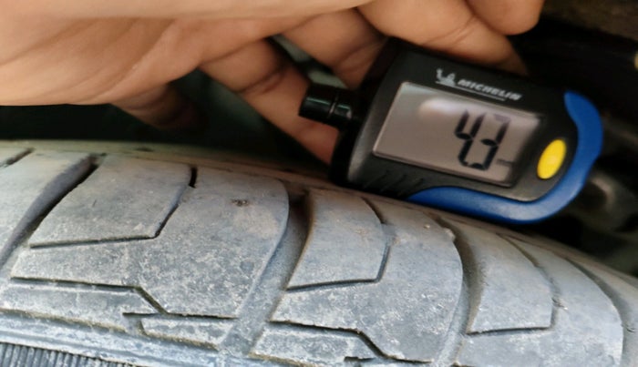 2025 KIA SELTOS  HTX 1.5 DIESEL AT, Diesel, Automatic, 29,516 km, tyre