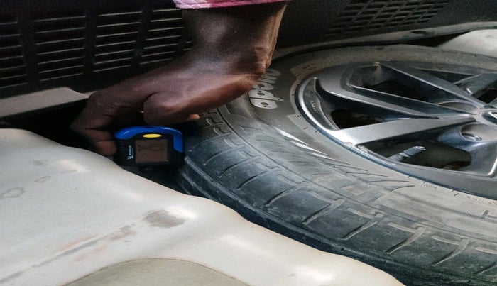 2019 Hyundai GRAND I10 NIOS SPORTZ AMT 1.2 KAPPA VTVT, Petrol, Automatic, 33,427 km, tyre