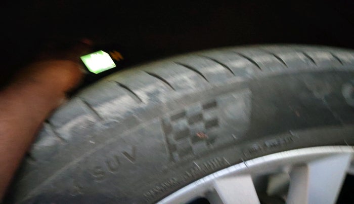 2014 BMW X5 XDRIVE 30 D, Diesel, Automatic, 1,01,349 km, tyre