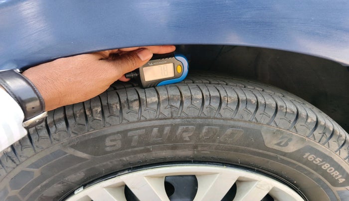 2022 Maruti Dzire VXI CNG, CNG, Manual, 82,569 km, tyre