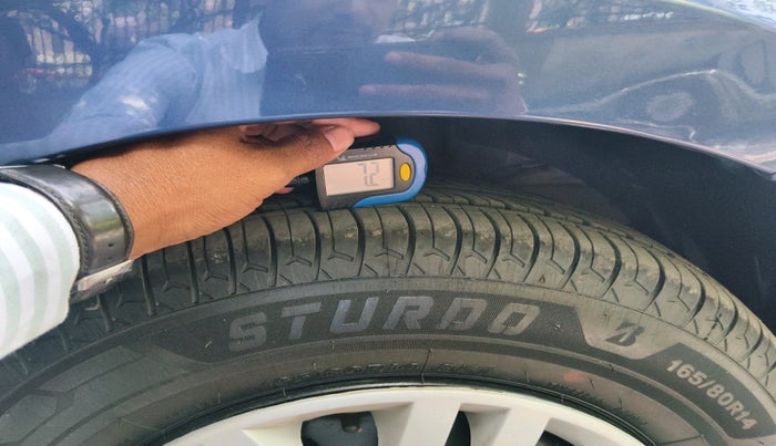 2022 Maruti Dzire VXI CNG, CNG, Manual, 82,569 km, tyre