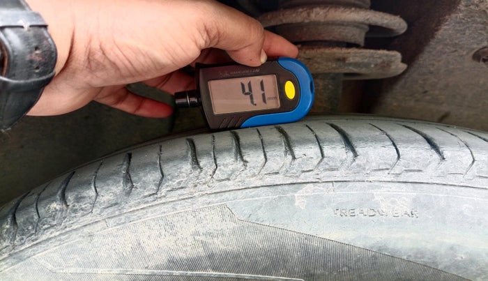 2021 Tata PUNCH ACCOMPLISHED MT, Petrol, Manual, 61,305 km, tyre