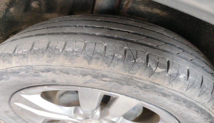 2016 Maruti Vitara Brezza ZDI PLUS, Diesel, Manual, 1,74,139 km, tyre