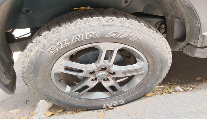 2021 Mahindra Thar LX PETROL HT 4WD AT, Petrol, Automatic, 29,066 km, tyre