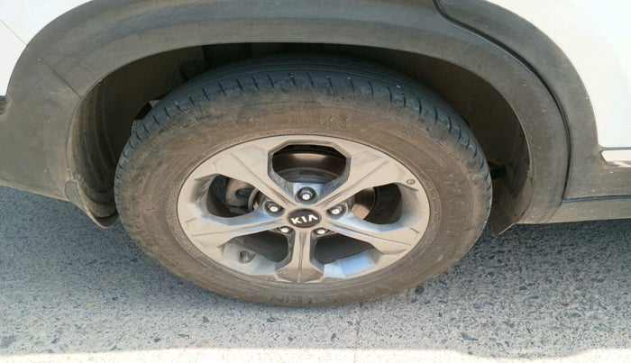 2021 KIA SELTOS HTK PLUS AT 1.5 DIESEL, Diesel, Automatic, 94,869 km, tyre