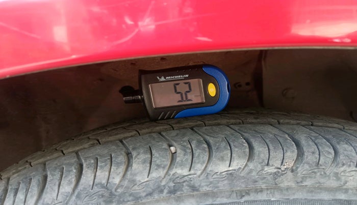 2017 Honda Brio S MT, Petrol, Manual, 31,229 km, tyre