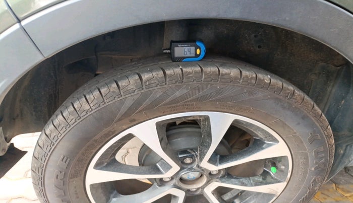 2022 Tata NEXON XZ PETROL, Petrol, Manual, 28,268 km, tyre