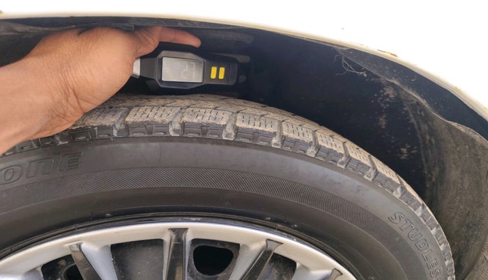 2013 Maruti Zen Estilo LXI, CNG, Manual, 84,599 km, tyre