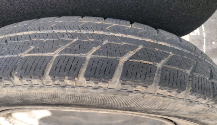 2013 Maruti Zen Estilo LXI, CNG, Manual, 84,599 km, tyre