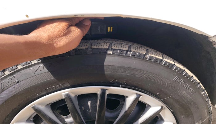 2013 Maruti Zen Estilo LXI, CNG, Manual, 84,599 km, tyre