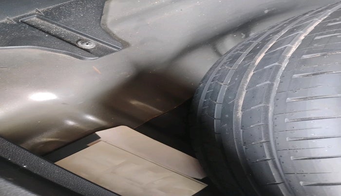 2021 Hyundai Creta SX (O) AT 1.5 DIESEL, Diesel, Automatic, 1,30,630 km, tyre