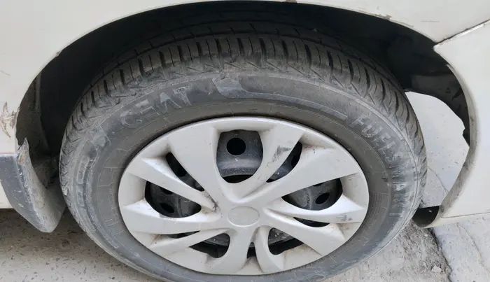2011 Maruti Wagon R 1.0 VXI, Petrol, Manual, 74,839 km, tyre