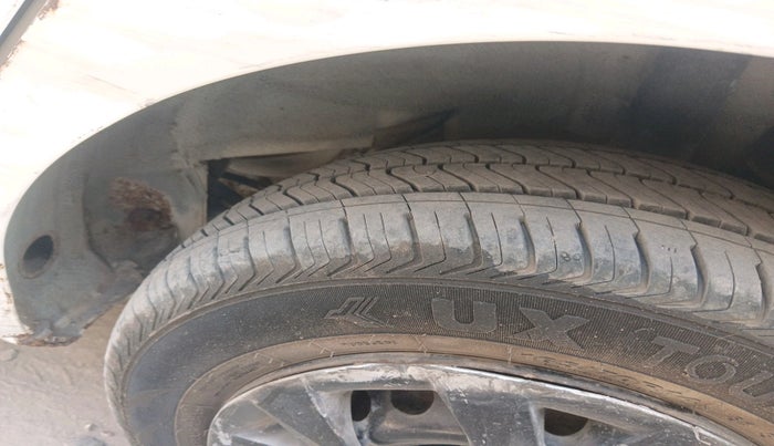 2013 Hyundai Grand i10 MAGNA 1.2 KAPPA VTVT, CNG, Manual, 82,134 km, tyre