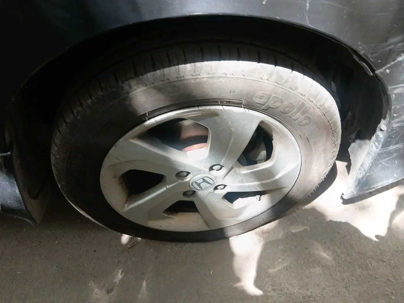 2014 Honda City 1.5L I-VTEC VX CVT, Petrol, Automatic, 90,238 km, tyre