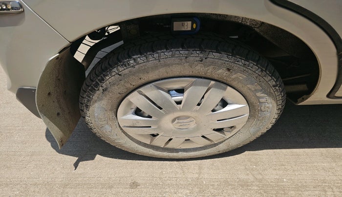 2015 Maruti Alto 800 LXI, Petrol, Manual, 48,729 km, tyre