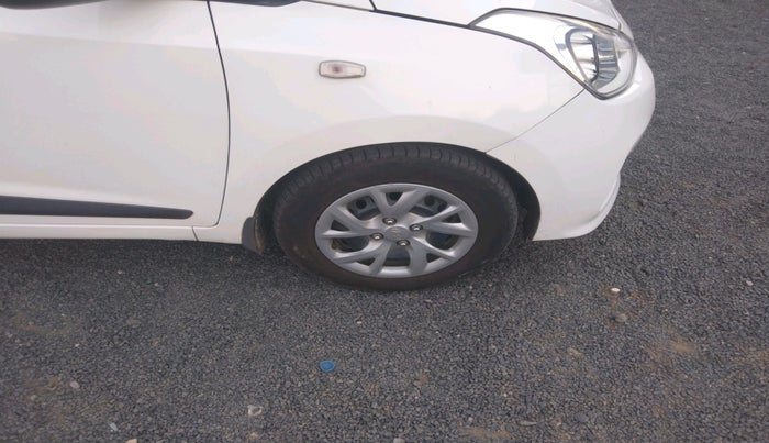 2018 Hyundai Grand i10 MAGNA 1.2 KAPPA VTVT, Petrol, Manual, 54,279 km, tyre