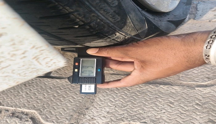 2012 Hyundai i10 MAGNA 1.1, CNG, Manual, 84,784 km, tyre