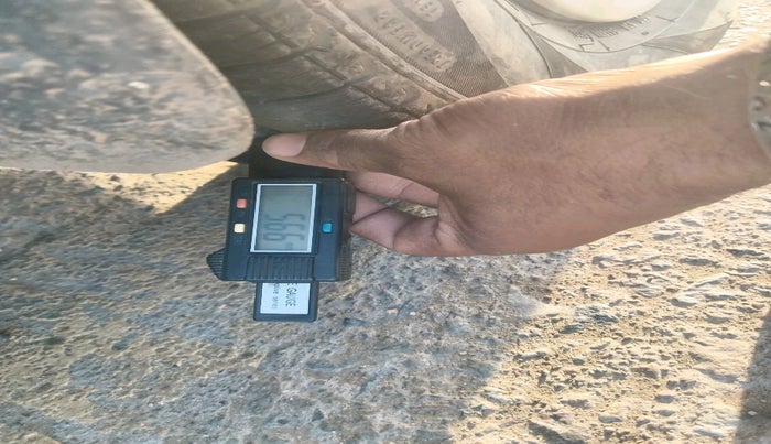 2012 Hyundai i10 MAGNA 1.1, CNG, Manual, 84,784 km, tyre