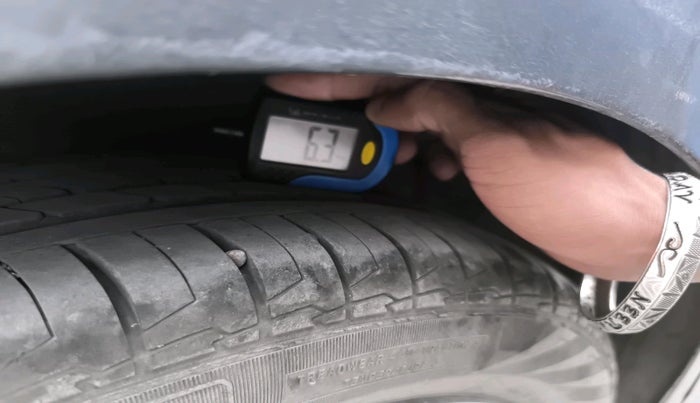 2016 Hyundai Verna FLUIDIC 4S1.6 VTVT SX O, Petrol, Manual, 98,210 km, tyre