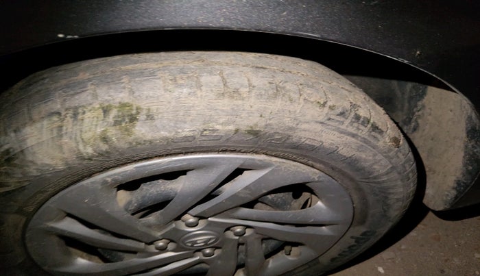 2021 Hyundai AURA S 1.2, Petrol, Manual, 40,051 km, tyre