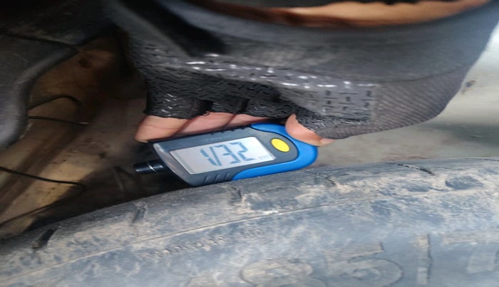 2012 Hyundai i20 SPORTZ 1.4 CRDI, Diesel, Manual, 1,01,319 km, tyre