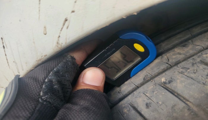 2012 Hyundai i20 SPORTZ 1.4 CRDI, Diesel, Manual, 1,01,319 km, tyre